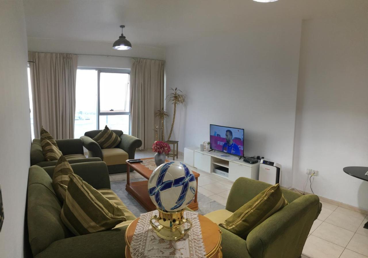 Octavius Holiday Homes, Spacious 2 Bedroom Apartment, Dubai Skyline & Burj Khalifa View Esterno foto